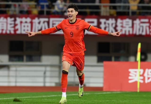 3-1大胜！成都蓉城激活拜合拉木，国足前锋组合有望崛起