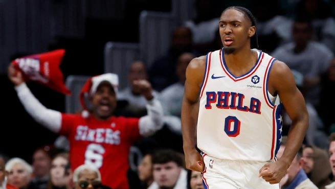 NBA常规赛｜凯尔特人第四节逆袭，114-98击败76人