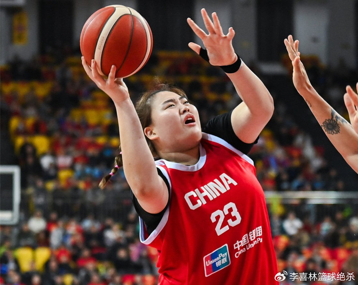 72-66力克巴西女篮，刘禹彤真是压制力十足的宝藏替补！