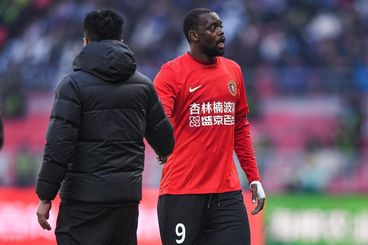 3-0逆袭 天津津门虎在中超联赛遭辽宁铁人完胜