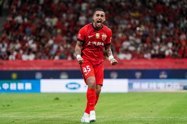 0-1惨败！中超上海海港交枪，前国脚赵鹏的质疑