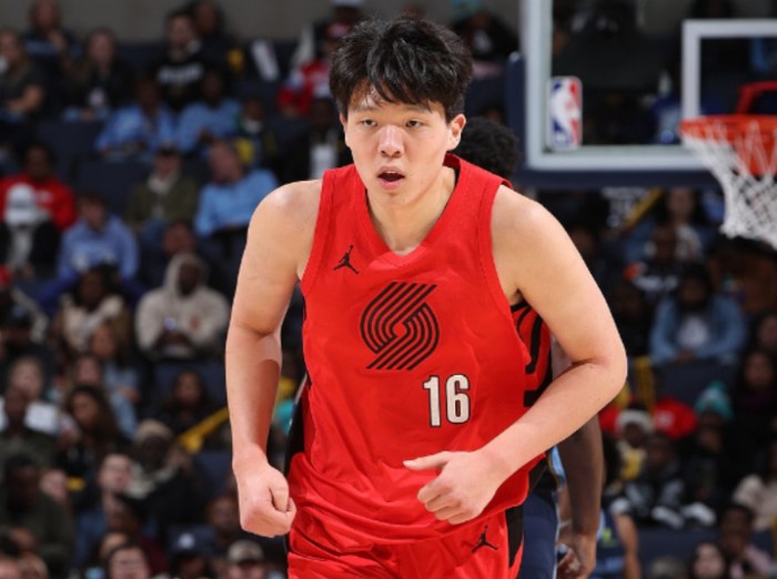 杨翰森归来开拓者轻松获胜，NBA常规赛123-88战胜奇才