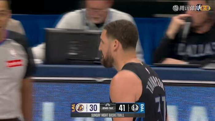 湖人30-41落后独行侠，NBA赛季初期的较量引发争议