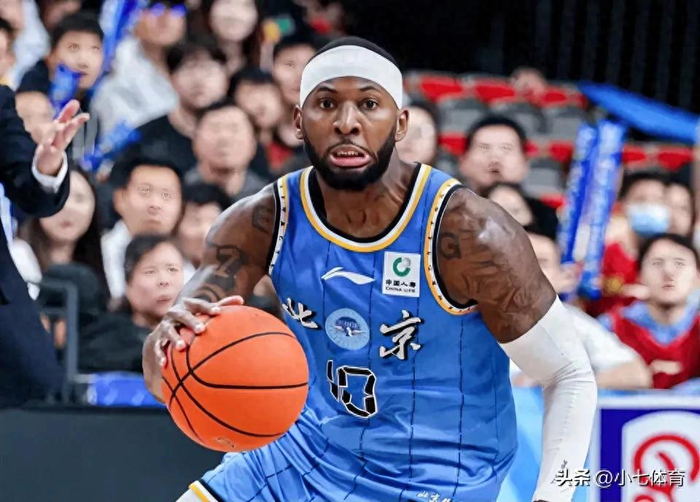 92比76！山东男篮遭遇五连败，北京首钢三分球与篮板优势明显