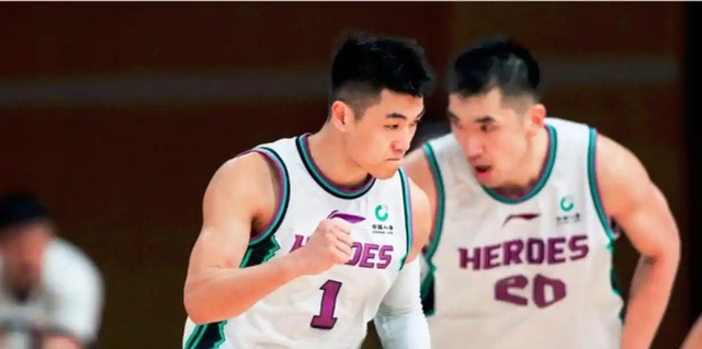 山东男篮103-95逆转深圳队，缺阵高诗岩竟成关键