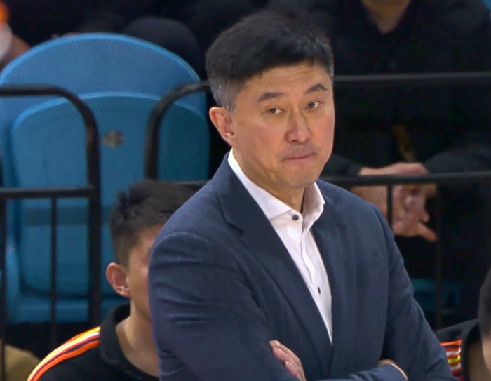 CBA四分之一决赛：广东男篮前往北京挑战北京首钢