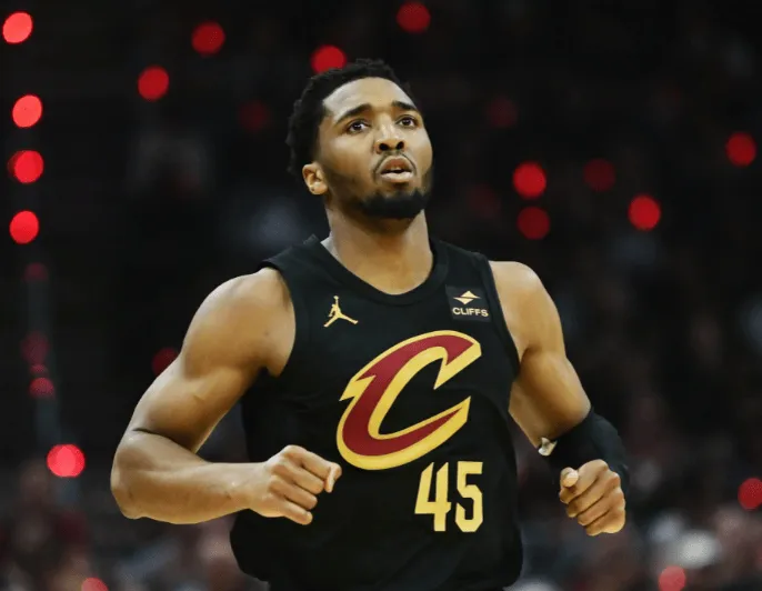 NBA东决G3：尼克斯半场60-54领先骑士，快攻11-0