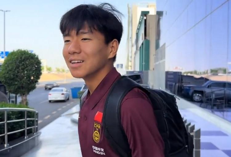 U17国足2-3日本U17队获亚军，周雨诺回应苏超南京队话题