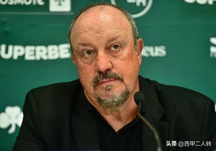 帕纳辛奈科斯官方宣布贝尼特斯下课，球队联赛第四