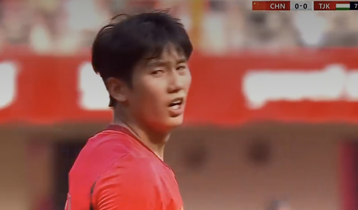 U23国足0-0塔吉克斯坦，向余望6射1正错失多次机会