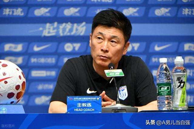 朱鹏宇国足首秀受挫，李国旭电话安抚助其走出低谷