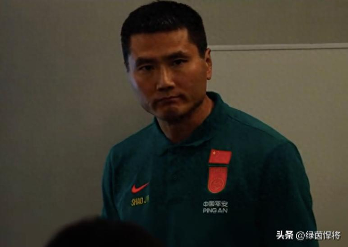 中国男足迎战泰国队，邵佳一国内首秀武磊第100场