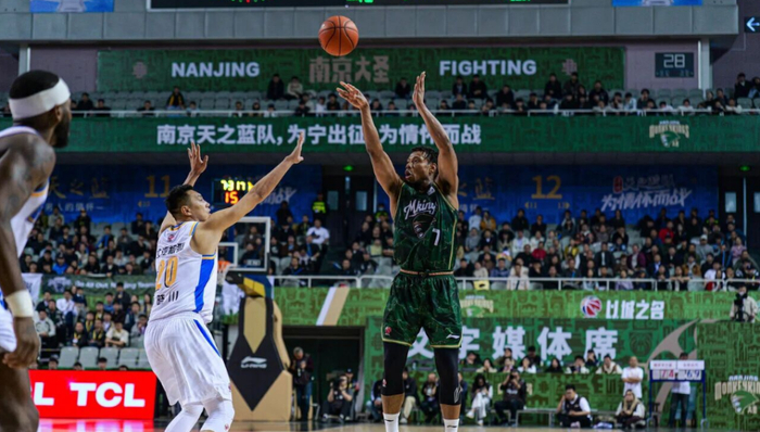 山东男篮接近签下祝铭震 转会费达千万级