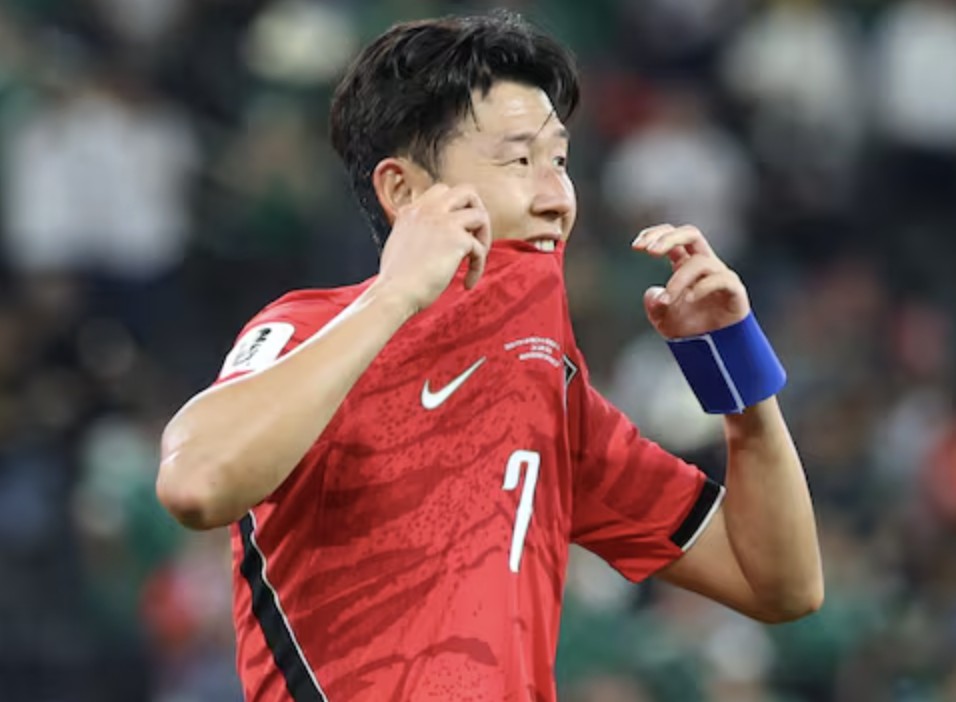 奇诚庸痛批韩国足协乱象：孙兴慜曾凌晨急诊