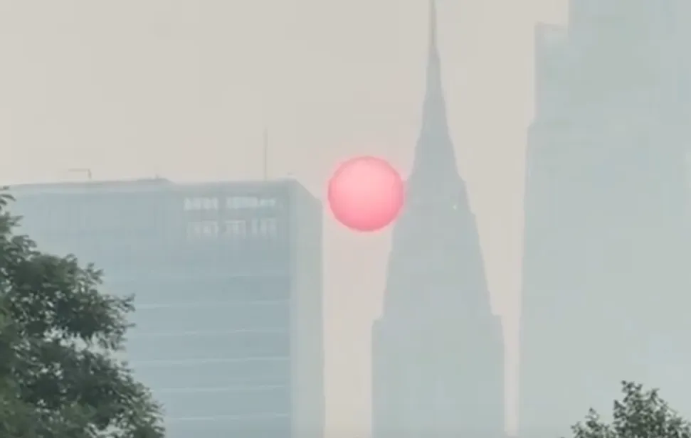 电讯：世界杯决赛前纽约空气污染严重，周六降雨有望驱散烟雾