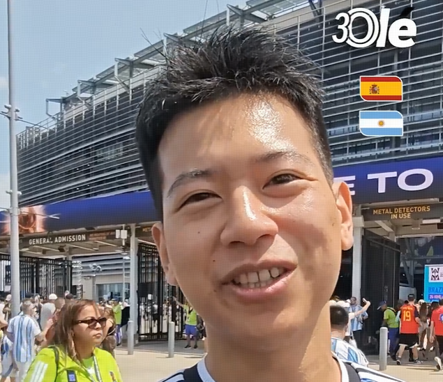 奥莱报世界杯现场采访多位中国阿根廷球迷