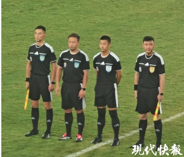 傅明美加墨世界杯归来首秀，执裁苏超苏州队对无锡队
