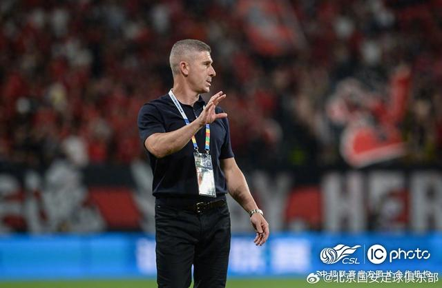 北京国安2比2成都蓉城，张玉宁梅开二度