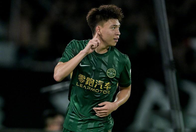 大连英博客场2-3浙江队，毛伟杰破门马莱莱助攻