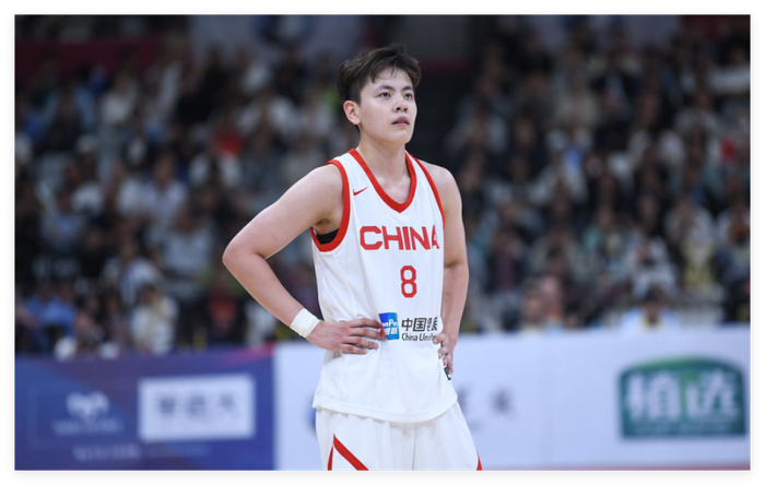 篮协征召杨舒予、陈明伶回国集训引争议