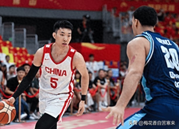 中国男篮83-78胜乌拉圭，郭士强赛后点名批评胡明轩