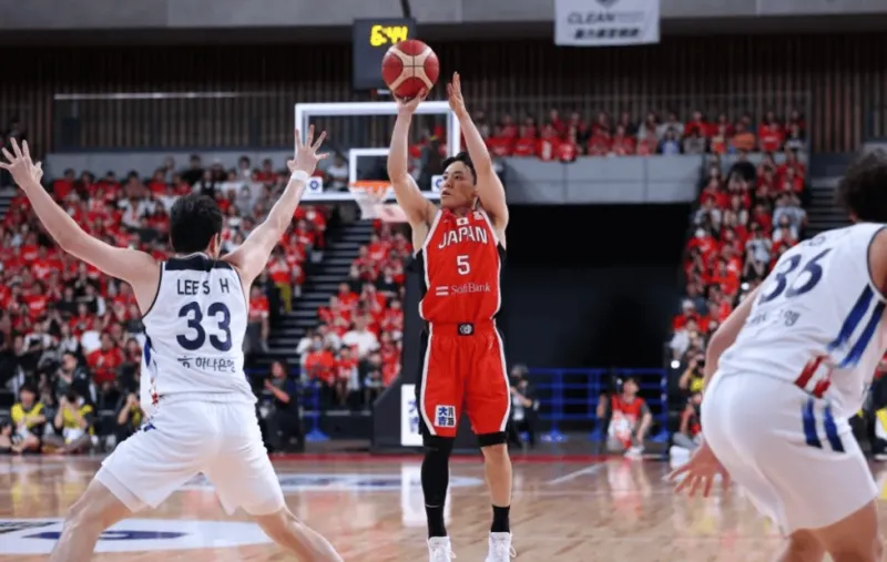 软银杯国际赛：河村勇辉24分，日本男篮95-66再胜韩国男篮