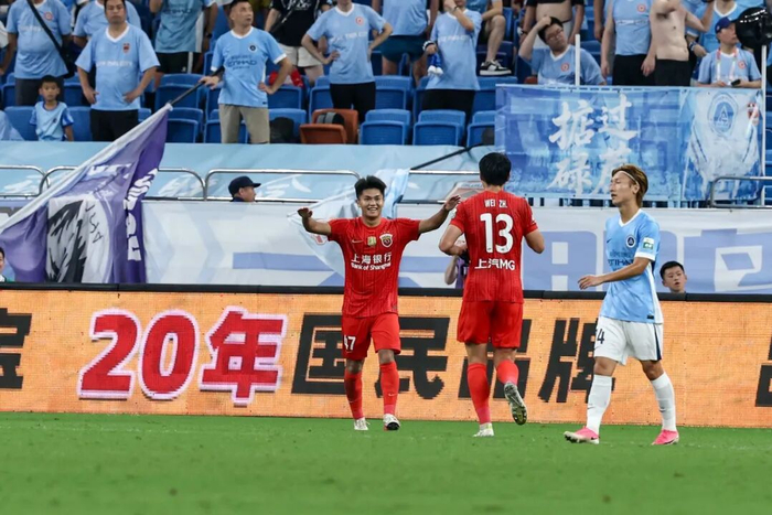 蒯纪闻破门助海港客场1比0胜新鹏城，中超第25轮收获3分