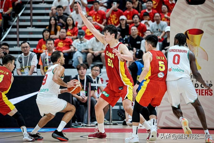 杨瀚森准绝杀黎巴嫩男篮,日媒美媒韩媒及对手主帅评价两极分化