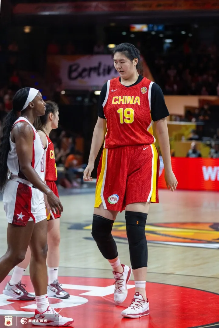 媒体人：张子宇打WNBA肯定没问题，WNBA和WCBA差距没NBA与CBA大