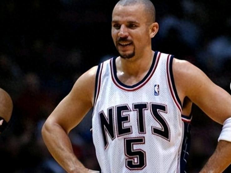 NBA历史仅4人达成10000分7000篮板7000助攻，魔术师无缘