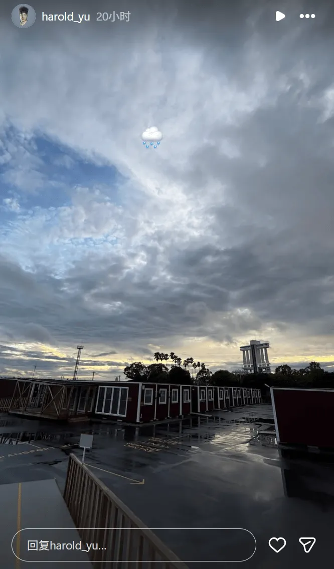 余嘉豪晒亚运住宿照：中国男篮球员居住在集装箱改造的房间
