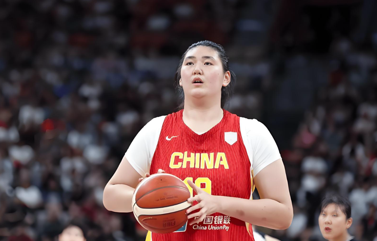 中国女篮8天前输法国女篮29分 王思雨张子宇表现最差
