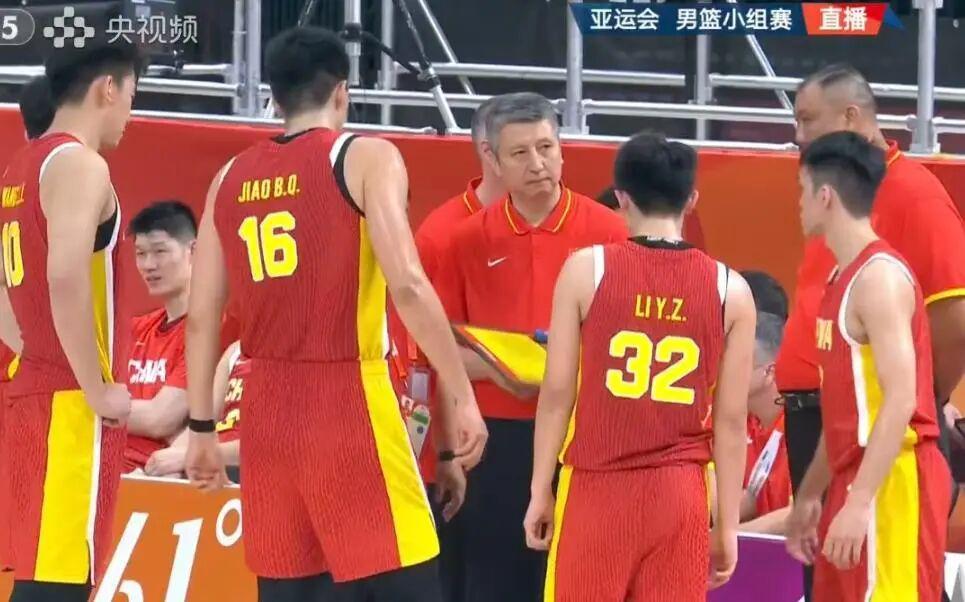 中国男篮亚运会小组赛两连胜，郭士强率队大胜巴林