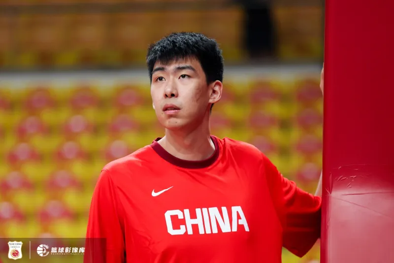 徐昕今日办理签证 为前往美国NCAA打球做准备