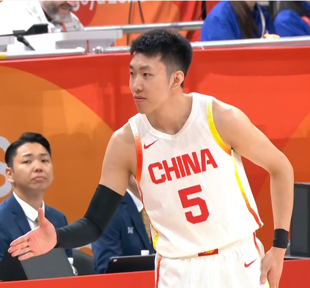 中国男篮实现“广西三杰”首发 亚运会半场领先36分