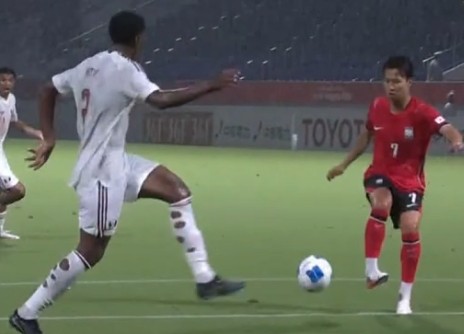 半场战报：韩国U23 3-0卡塔尔U23，严智星帽子戏法