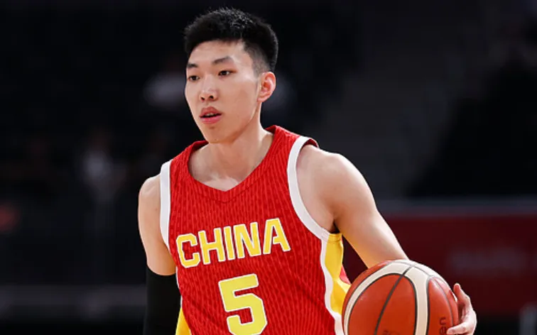 廖三宁砍下30分7篮板4助攻，中国男篮87-78晋级四强