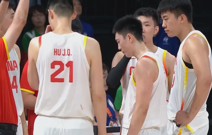 中国男篮87-78险胜沙特晋级四强,廖三宁30分7篮板4助攻成最大功臣