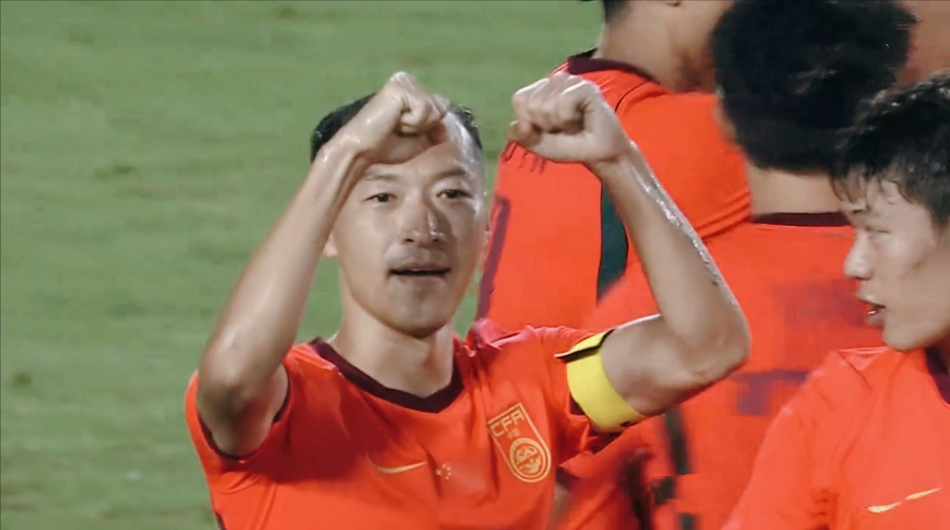 吴曦吊射绝杀！国足2:1逆转朝鲜U23，亚运首战惊险取胜