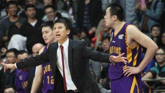 中国男篮三战净胜128分却锋线三主力伤退 胡明轩赛后提醒别高兴太早