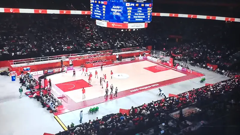 CBA球员中场休息时日本球员练投篮引热议