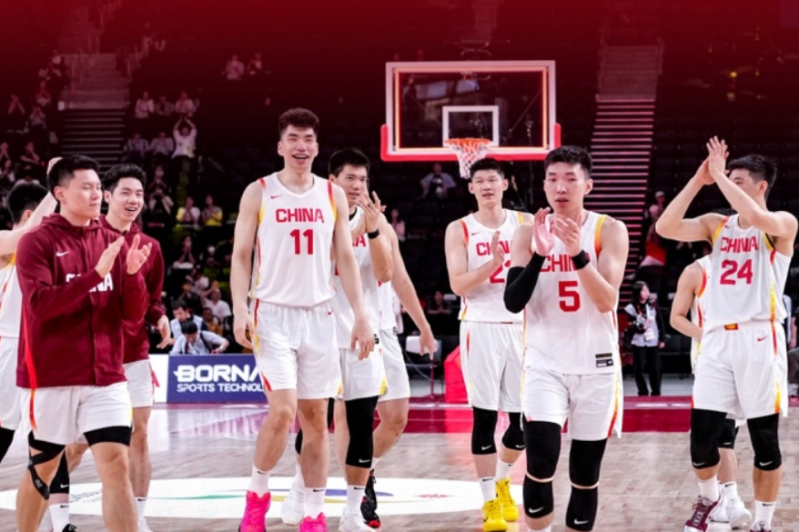 中国男篮半决赛大比分落后日本男篮 郭士强束手无策