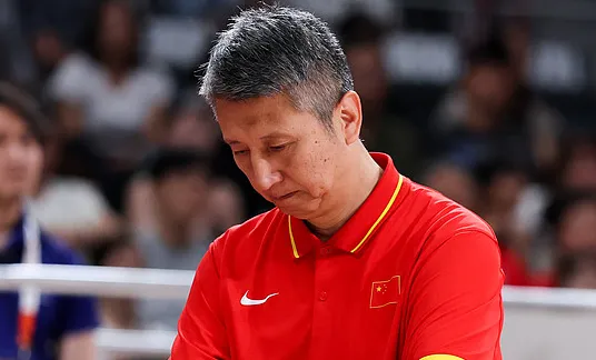 中国男篮77-97不敌日本男篮 郭士强下课可能性小