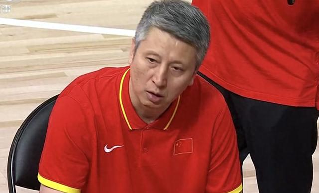 中国男篮亚运会半决赛输球20分 郭士强回应杨鸣寒心离场