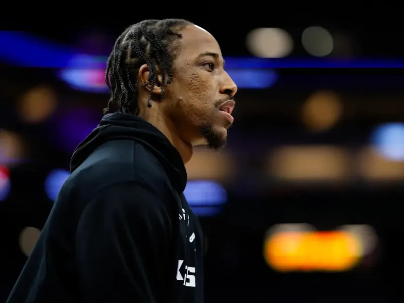 德马尔-德罗赞连续12个赛季场均20+分，NBA历史总得分榜第16位