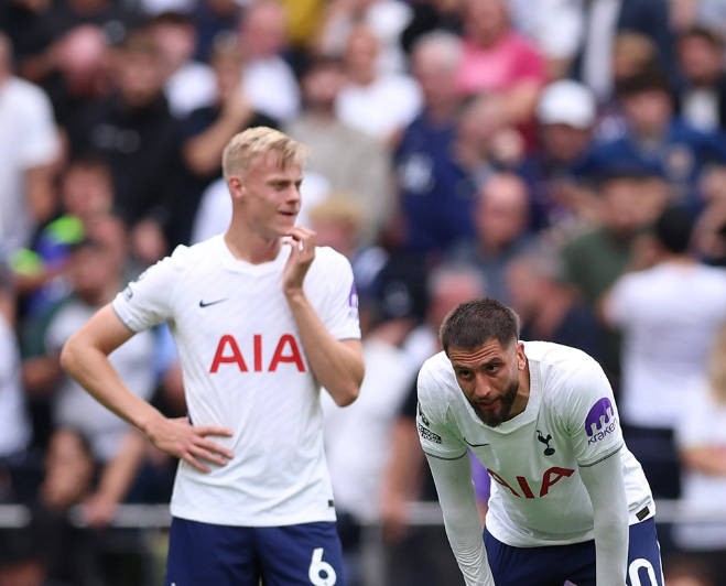 热刺英超第5轮2-3不敌维拉，自2024年11月以来先丢球48场未尝胜绩