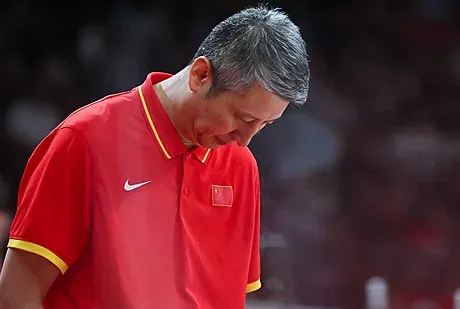 郭士强带队两次不敌伊朗男篮 中国男篮亚运铜牌赛70-79负于对手