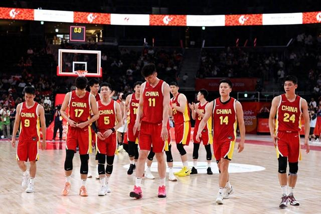 中国男篮70-79不敌伊朗 亚运第四收官暴露选人战术问题