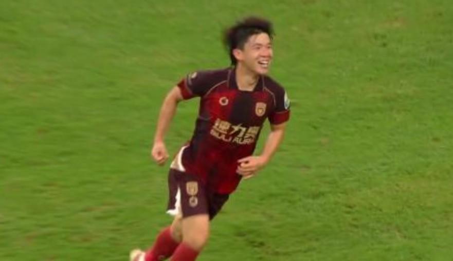 陕西联合球员王世杰:感谢球迷‘小梅西’称呼,偶像是迪巴拉