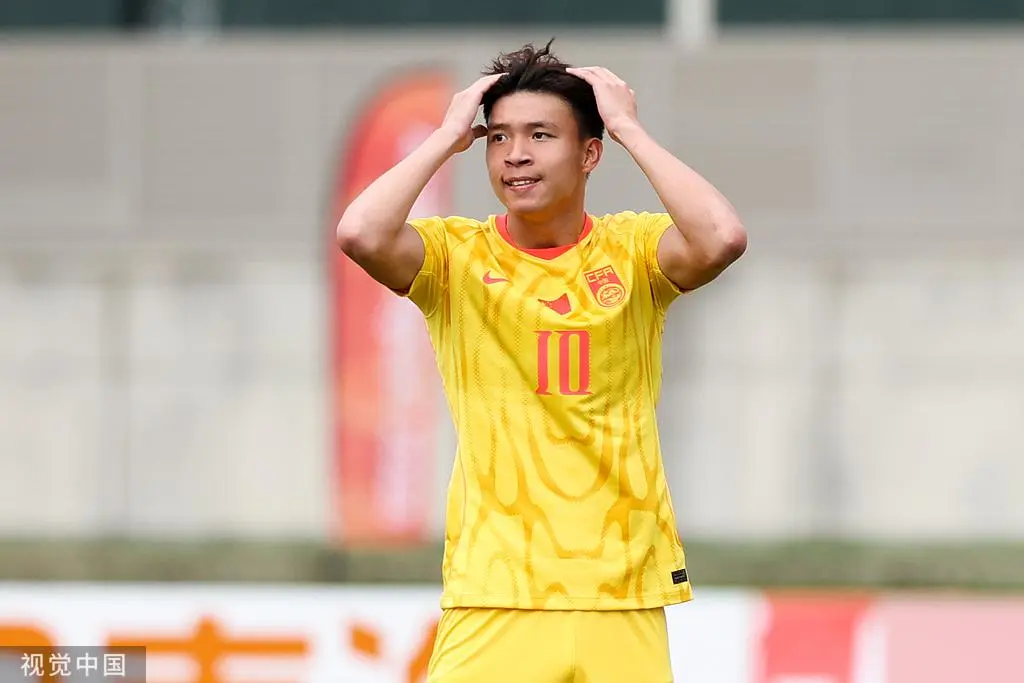 王钰栋：上半场就观察到伊朗门将站位靠前，想吊射
